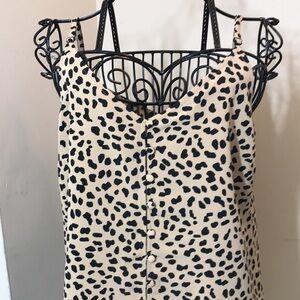 NWT Sanctuary Cheetah 🐆 Print Camisole Top with Faux Button Front